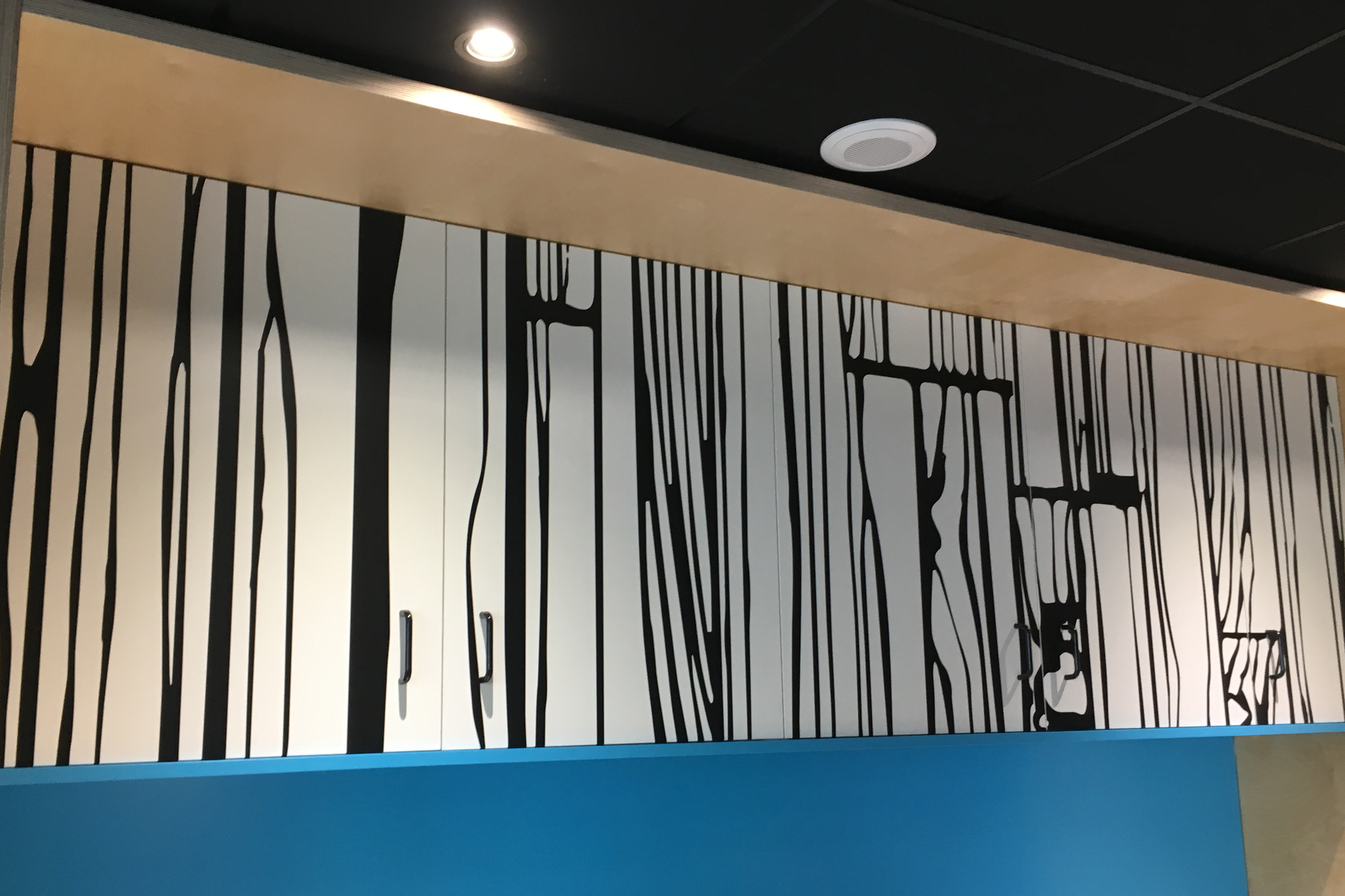 décoration adhésive impression pose adhésif nantes bouguenais