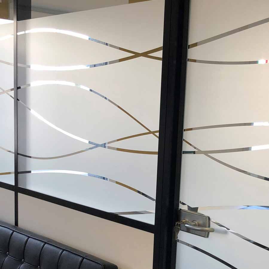 création pose fabrication marquage adhésif adhésivage déco nantes bouguenais